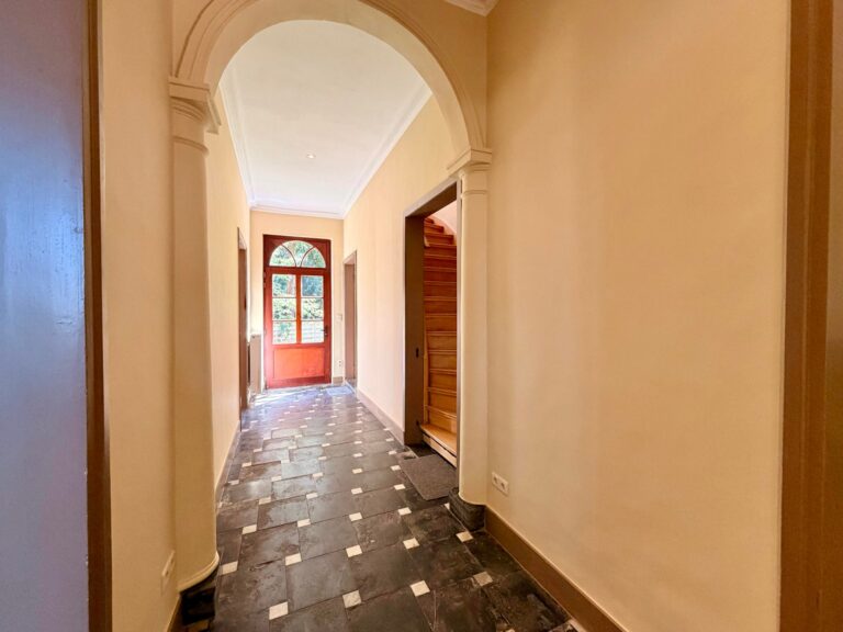 House Image 4