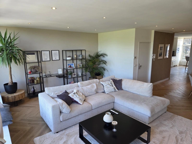 House Image 4