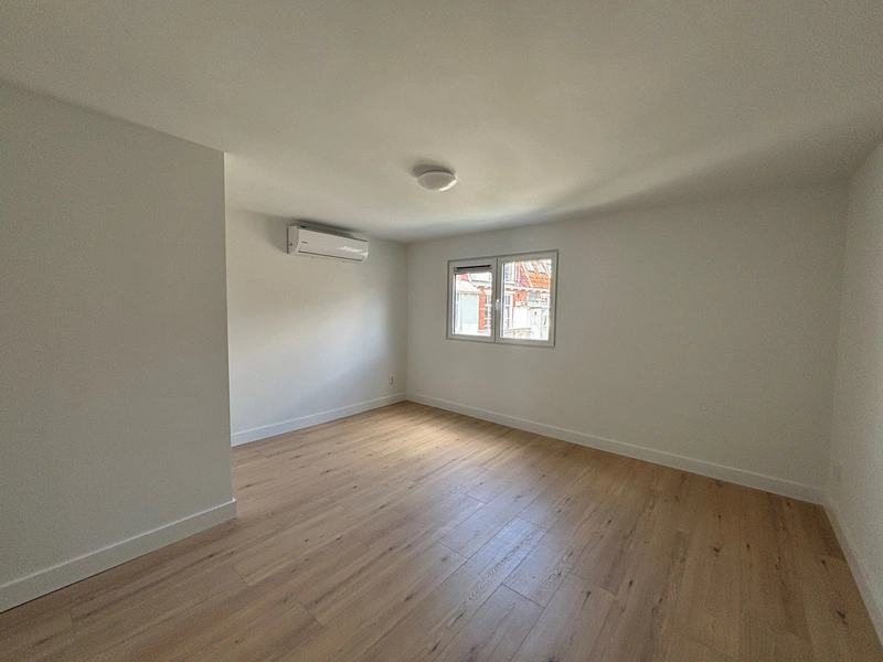 House Image 2