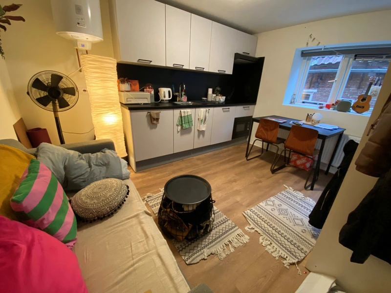 House Image 4