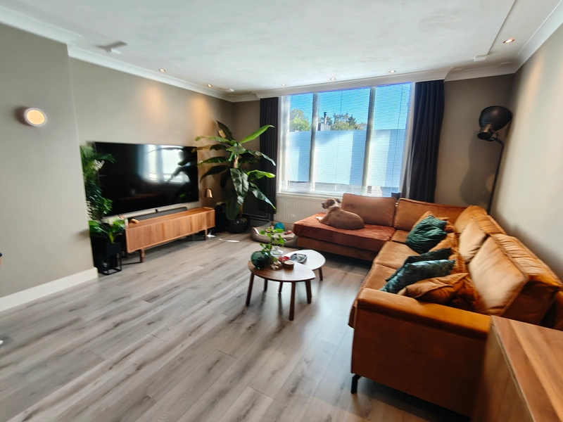 House Image 3