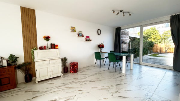 House Image 4