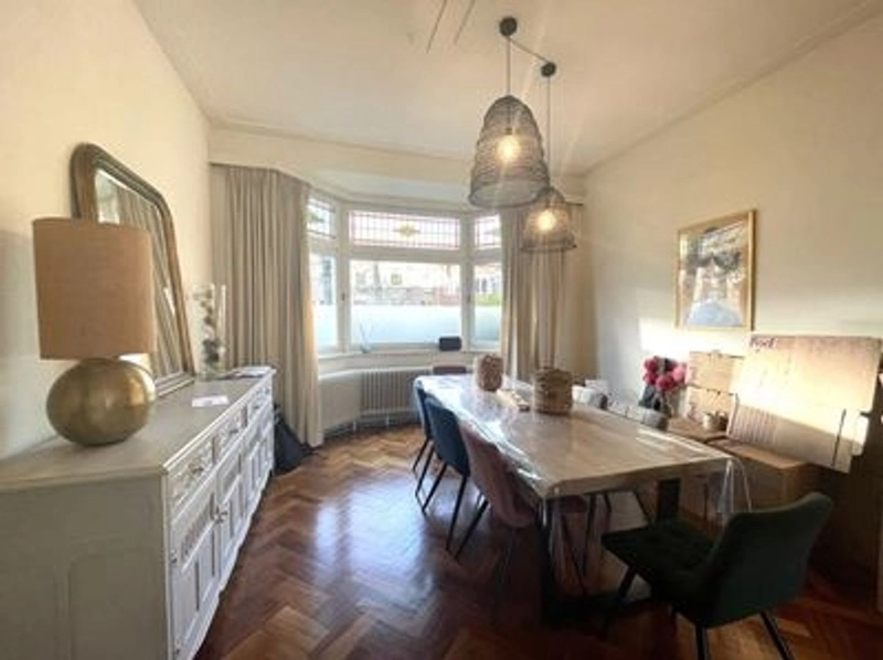 House Image 4