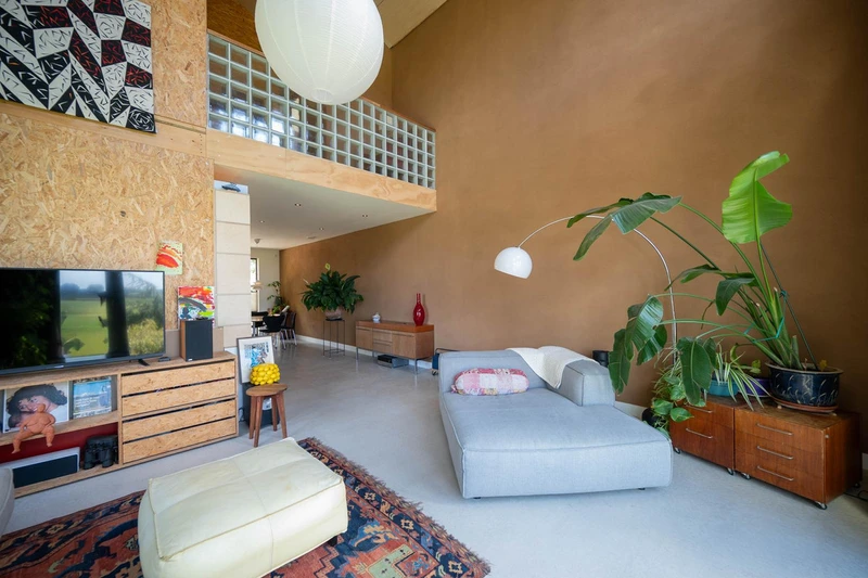 House Image 3