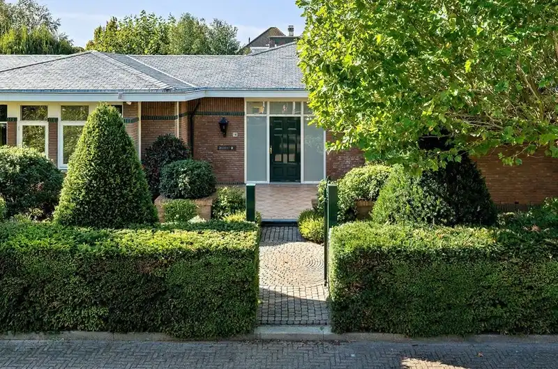 House Image 4