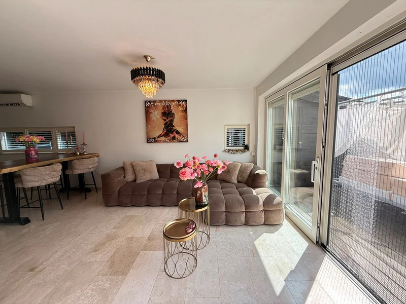 House Image 3