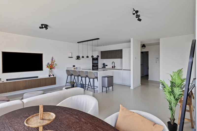 recent house