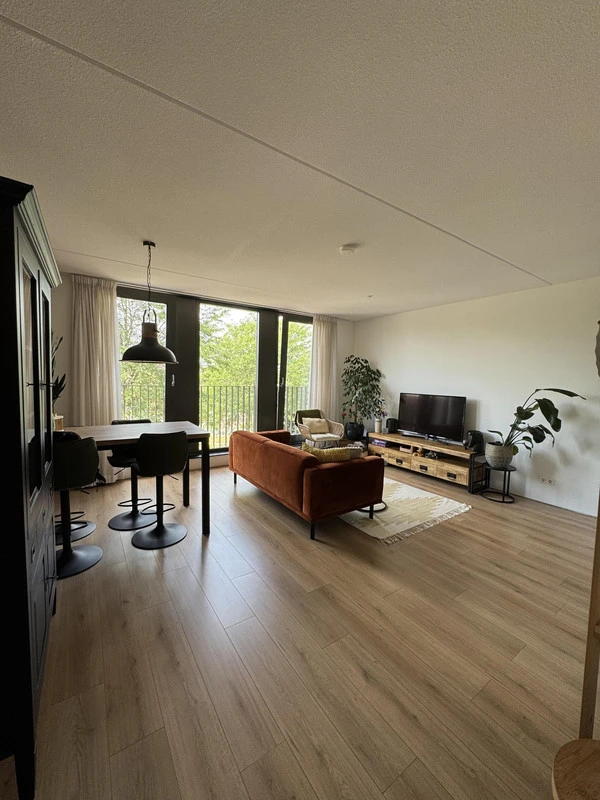 House Image 4