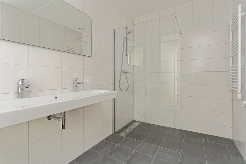 House Image 5