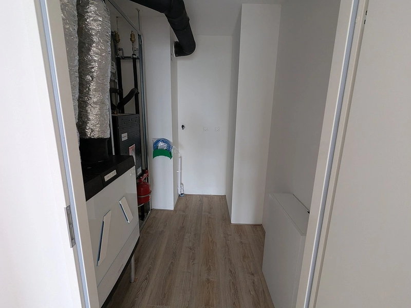 House Image 5