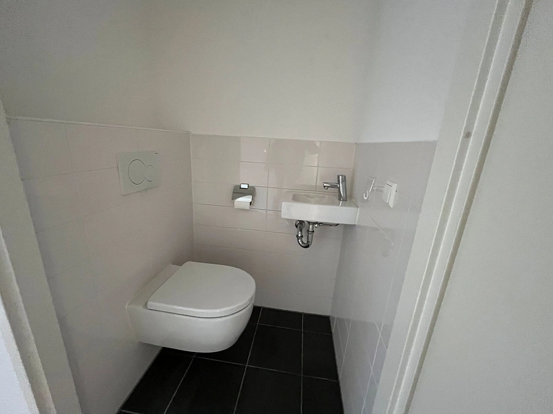 House Image 5