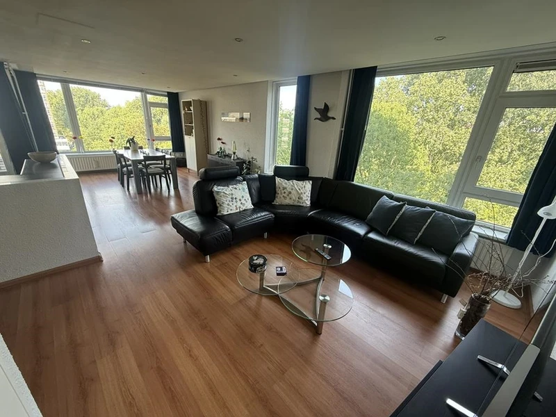 House Image 2