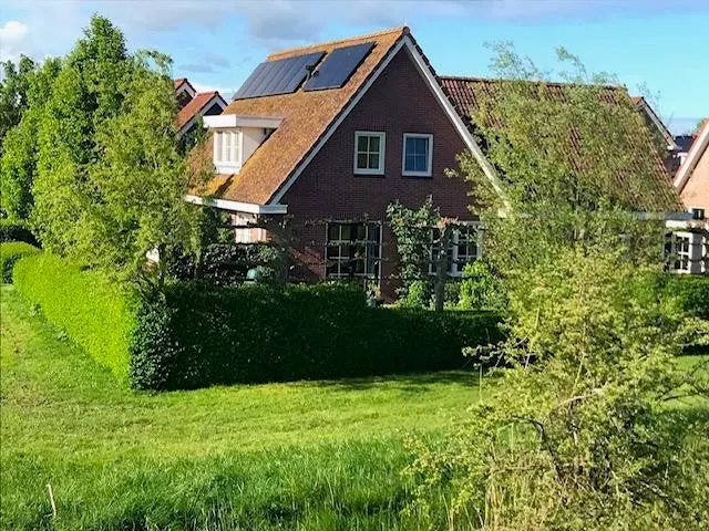 House Image 2