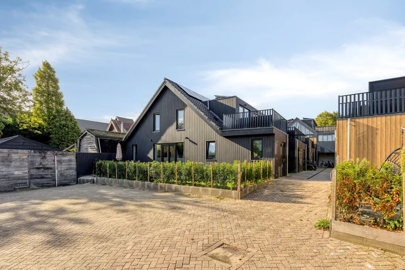 recent house