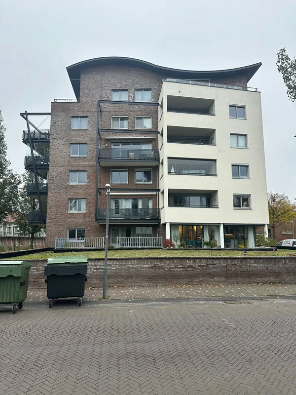 House Image 2