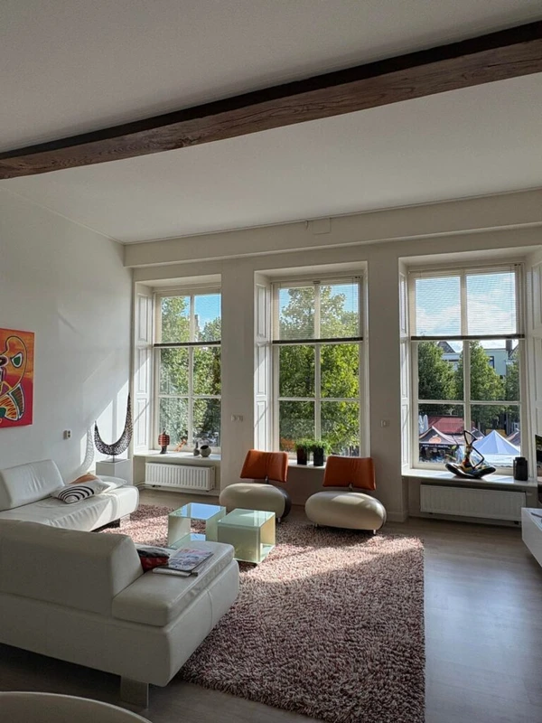 House Image 5