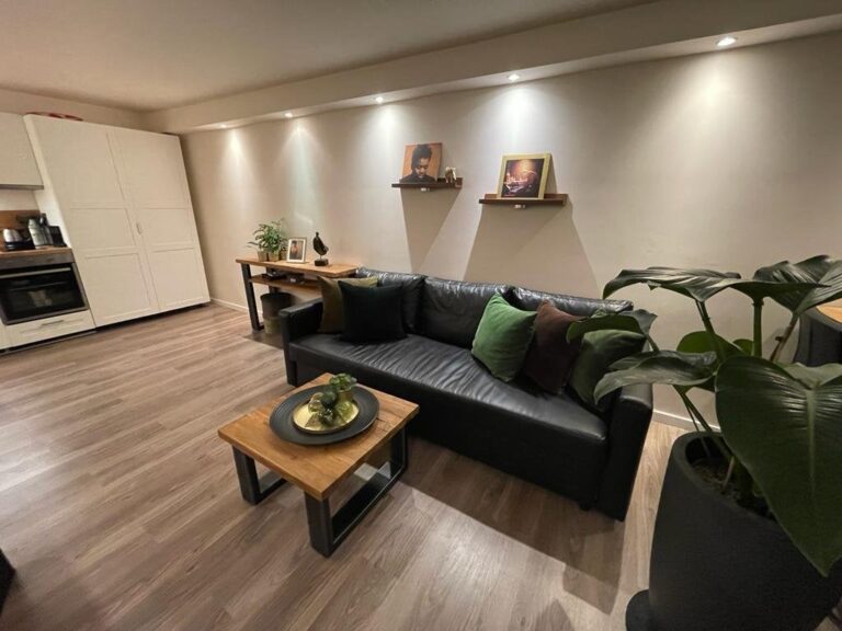 House Image 3