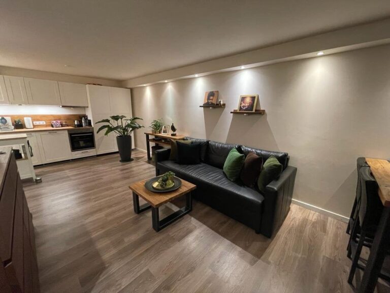 House Image 4