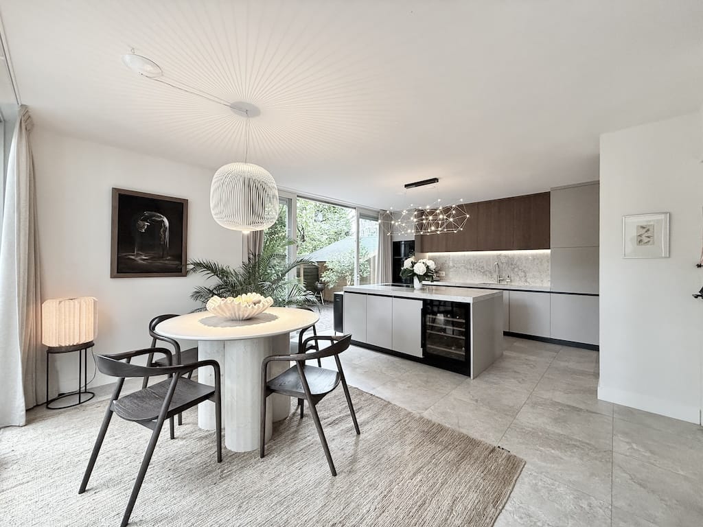 recent house