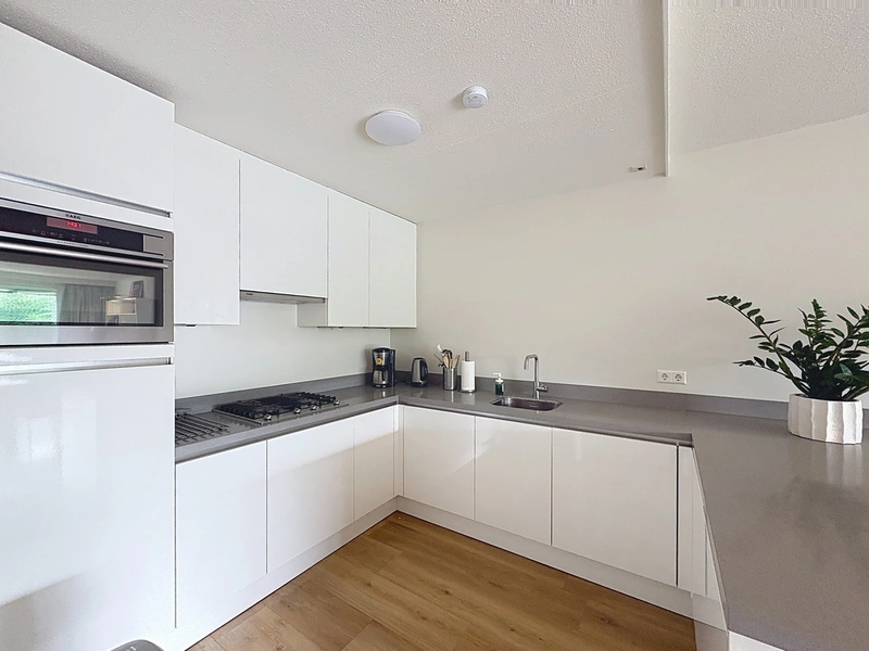 House Image 5