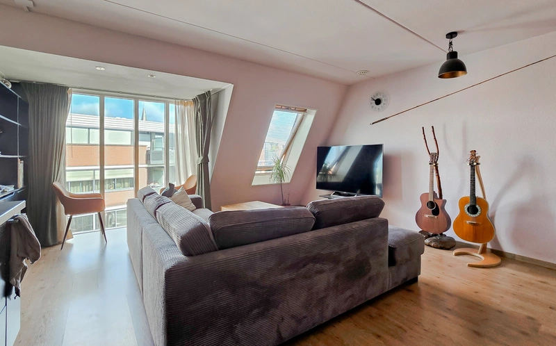 House Image 4