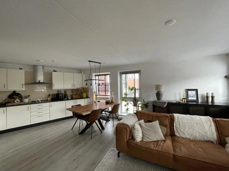 House Image 5