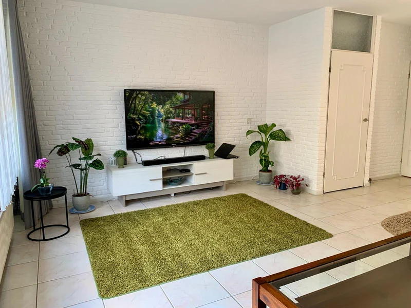 House Image 3