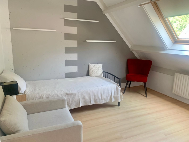 House Image 5
