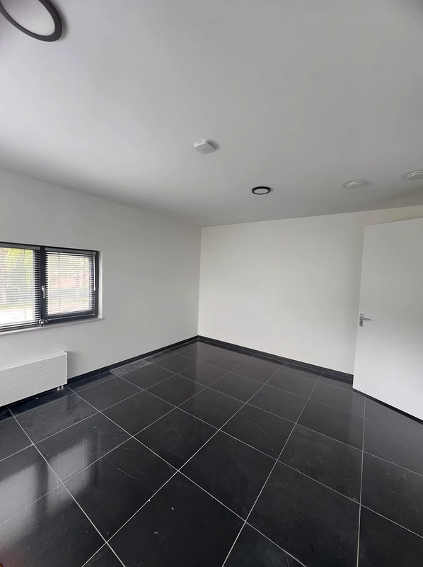 House Image 2
