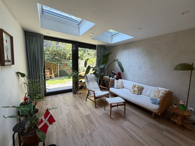 House Image 5