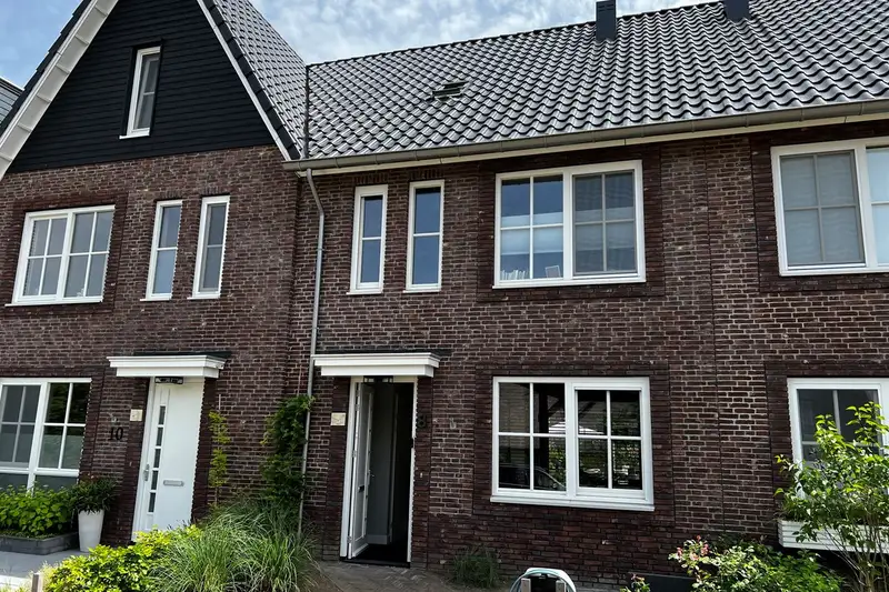House Image 2