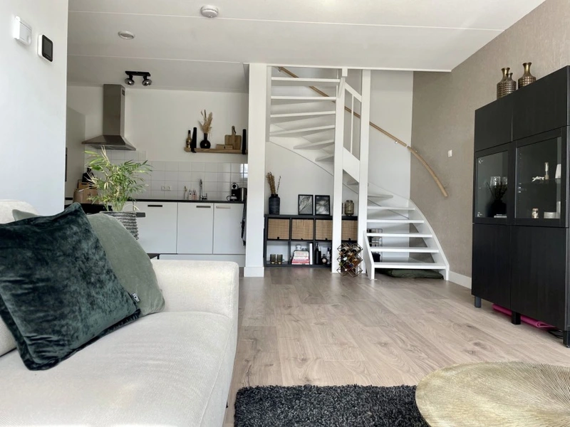 House Image 5
