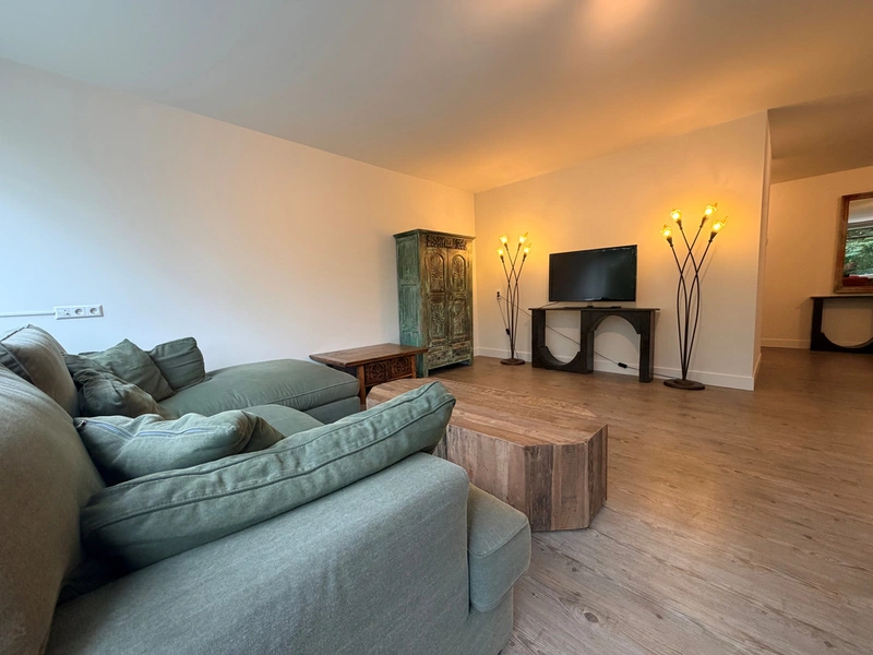 House Image 5