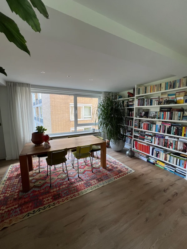 House Image 5