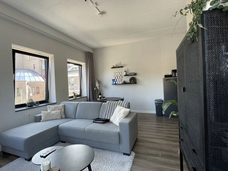 House Image 5