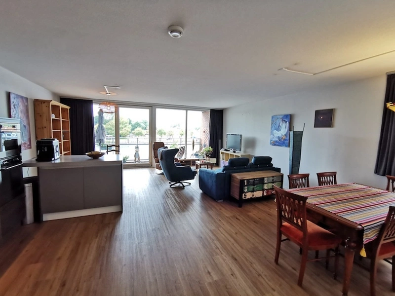 House Image 4