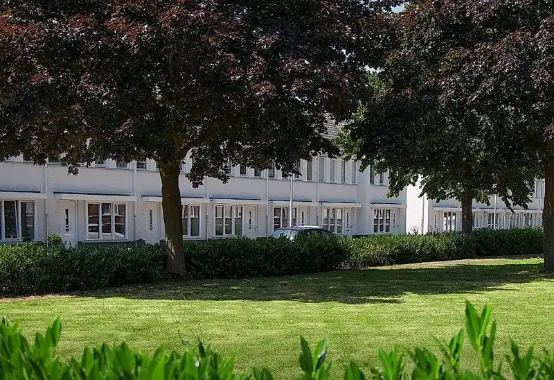 House Image 2