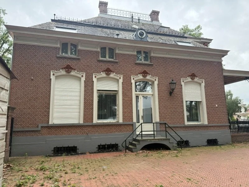 House Exterior