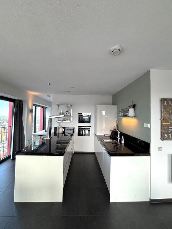 House Image 5