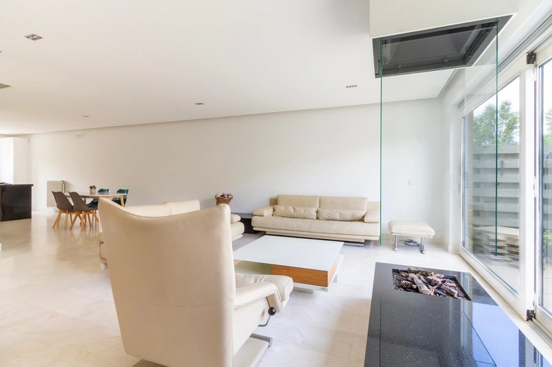 House Image 5