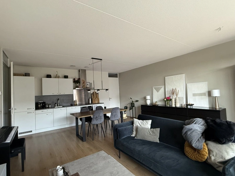 House Image 4