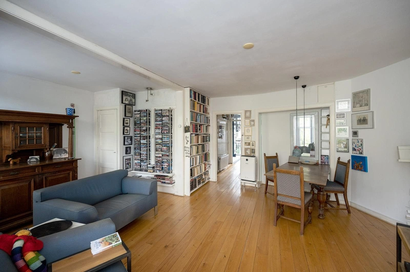 House Image 3