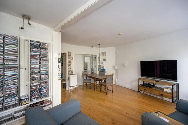 House Image 4