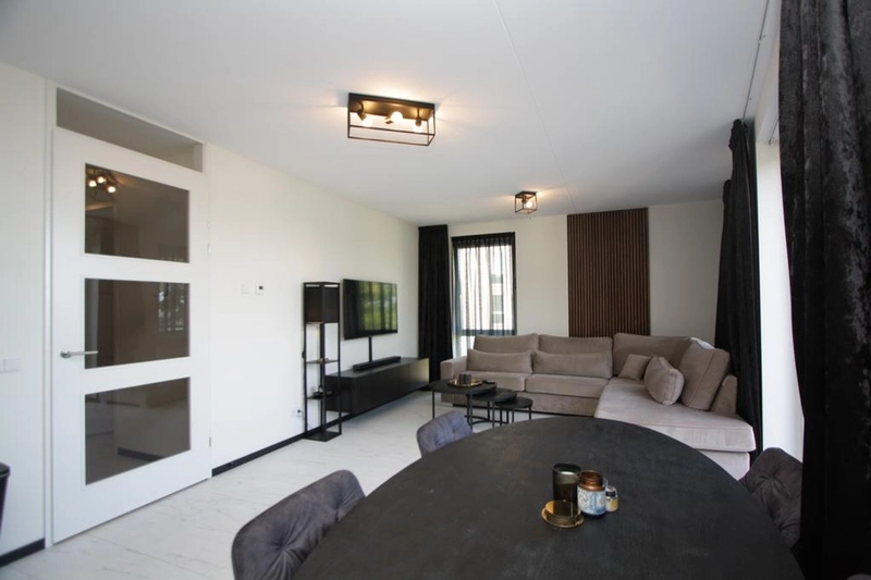 House Image 2