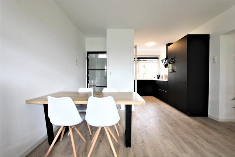 House Image 4