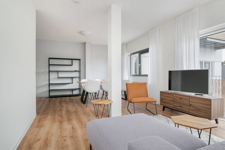 House Image 3