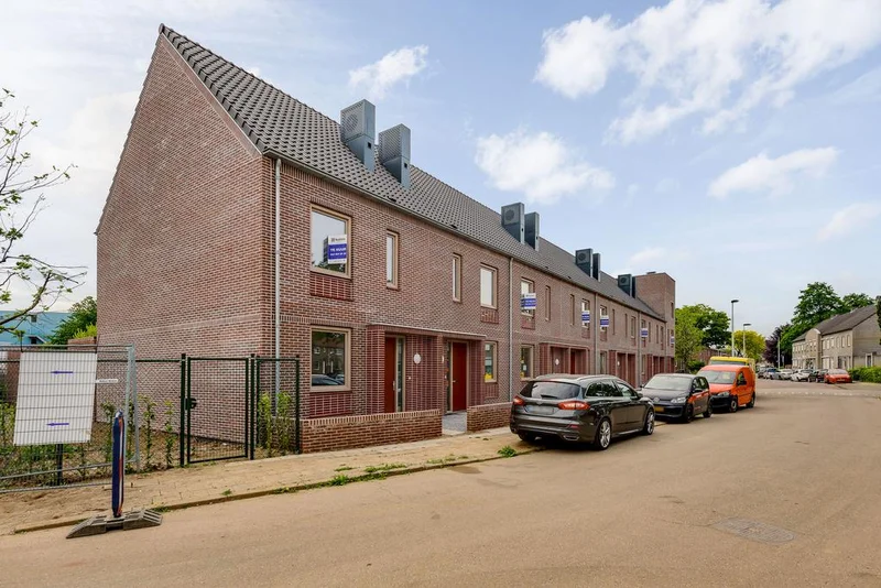House Image 3