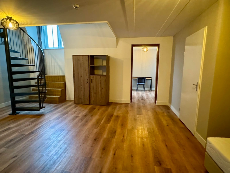 House Image 5