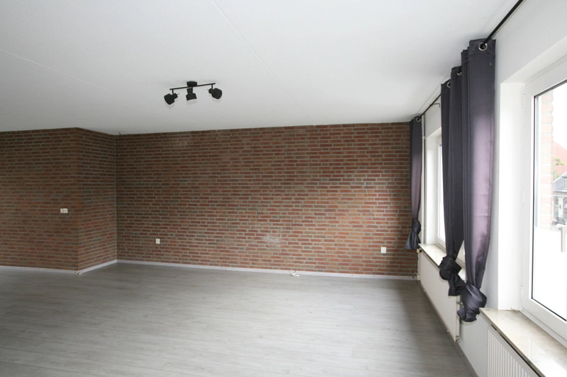 House Image 5