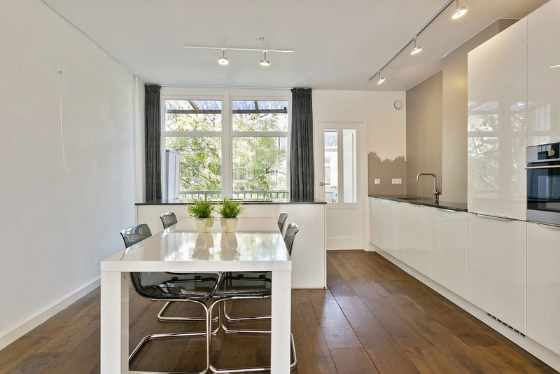 House Image 4